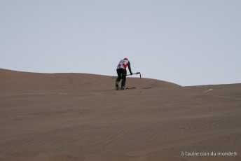 Ski sur les dunes, mais sans remonte pente