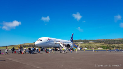 arrivée à l'aéroport de l'ile de Pâques