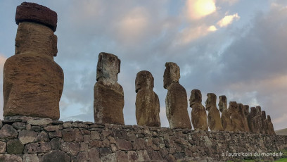 lever de soleil sur le site de Tongariki
