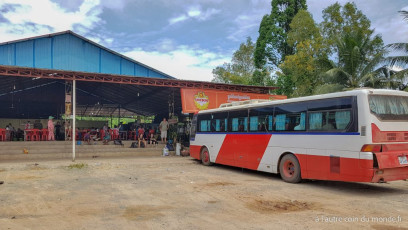 4h à attendre dans ce lieu un bus pour Koh Kong !