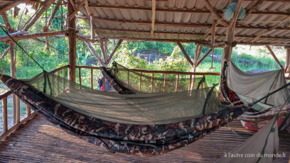 Deux jours de treks dans la jungle des Cardamones